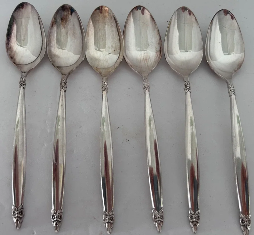 6- 1847 Rogers Vintage 1965 Garland Pattern Silverplate Soup Spoons 7 1/8